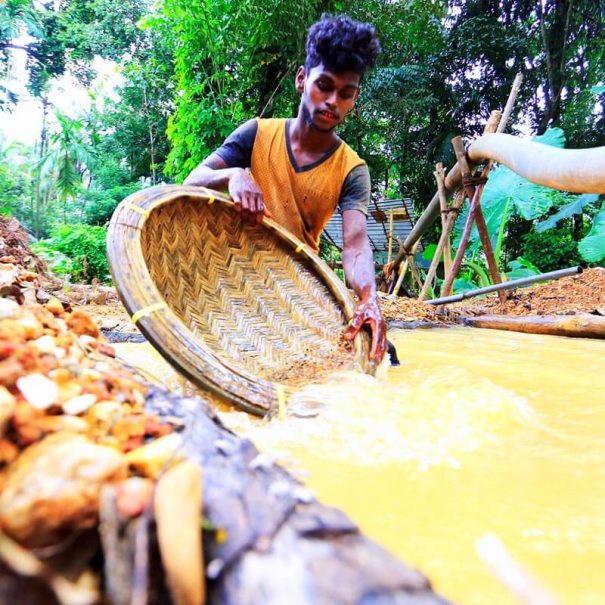 Stadt der Edelsteine und Regenwaldtour 2 Tage 1 Nacht